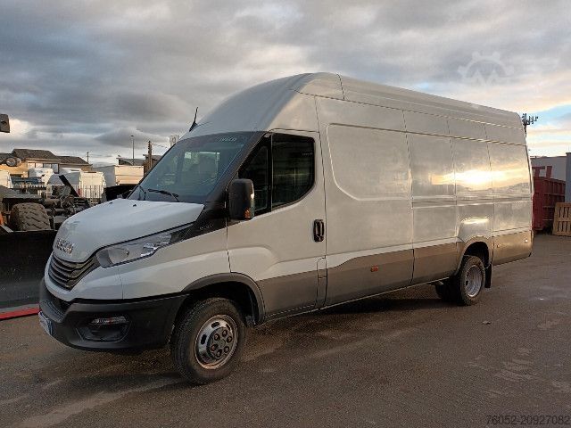 Panel van IVECO 35C14