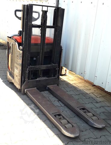 High lift pallet truck SWE 200D BT SWE 200D