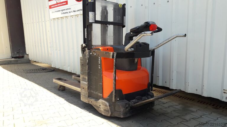 High lift pallet truck SWE 200D BT SWE 200D