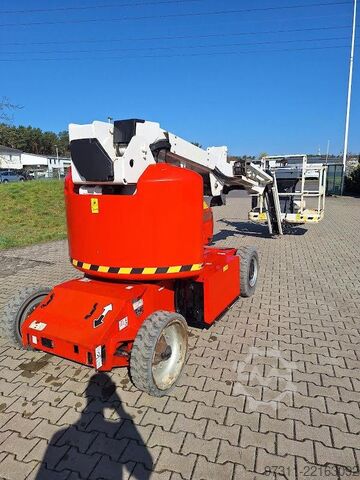 Articulated boom lift JLG E400AJPN