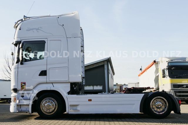 Volume tractor unit SCANIA R 450 TopLine Retarder Standklima Hydraulik