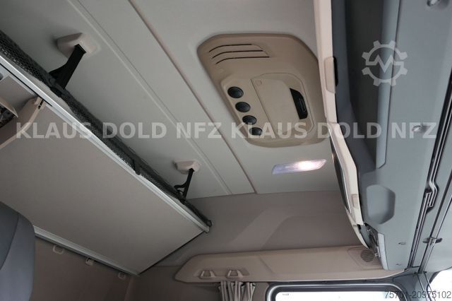 Standard tractor unit DAF XG 530 Retarder Standklima Liftachse Euro 6