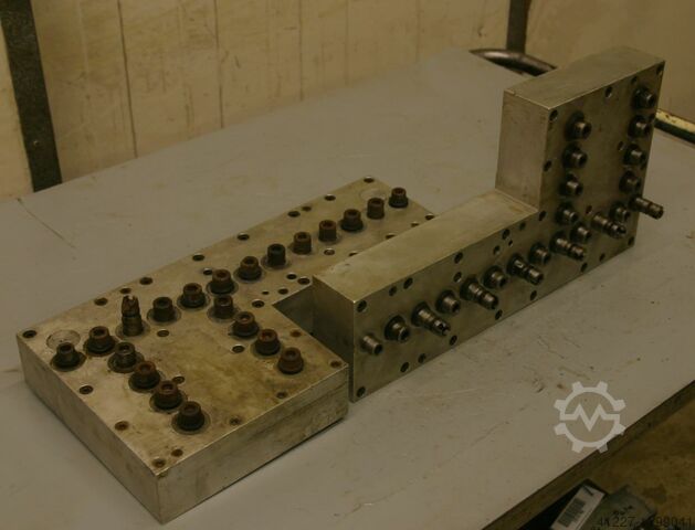 Multi-spindle head 21 drills Nottmeyer 32 Lochabstand