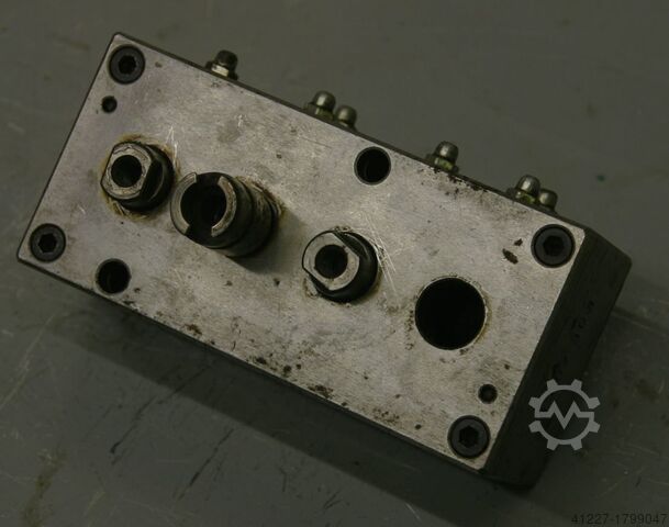 Mehrspindelkopf 3 Bohrer Nottmeyer 32 Lochabstand