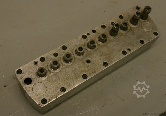 Mehrspindelkopf 10 Bohrer Nottmeyer 32 Lochabstand