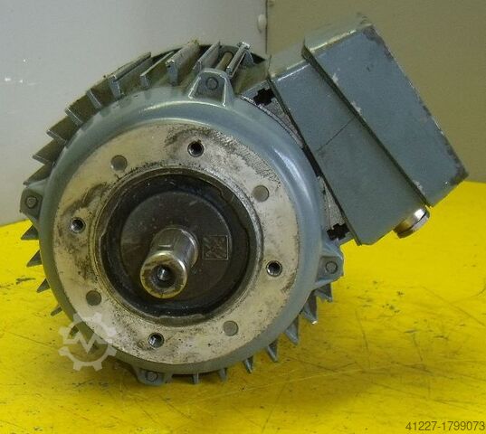 Electric motor 0.55 kW 1380 rpm Nord SK20 GKR7-R100U-80S4