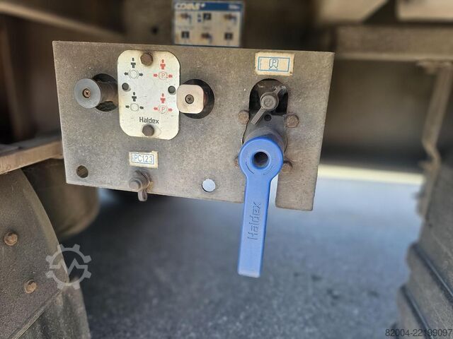 Vorhang seitlich VAN HOOL A3C002 / ALU RIMS / PALLET BOX / GALVANIZED STE...