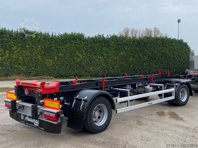 Roll off trailer AUSTERAS RIMORCHIO NUOVO AUSTERAS SCARRABILE PNEUMATICO
