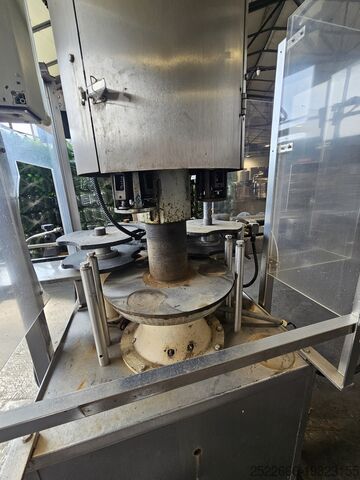 Glasflaschen-Verschließmaschine Bertolaso SIGMA 103