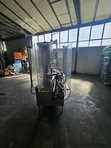 Glasflaschen-Verschließmaschine Bertolaso SIGMA 103