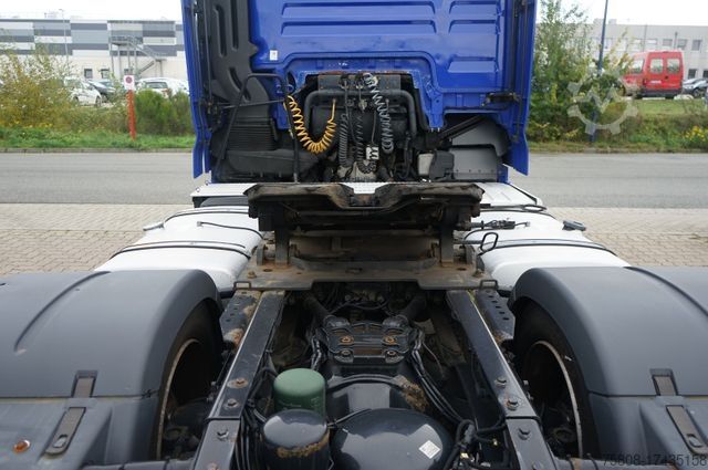 Volume tractor unit MAN 18.460 4x2 XLOW Verstellbare Kupplung XXL ACC