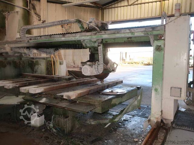 Brückenmontierte Sekundär-Aufsatztischsäge Gilbert SP12GA