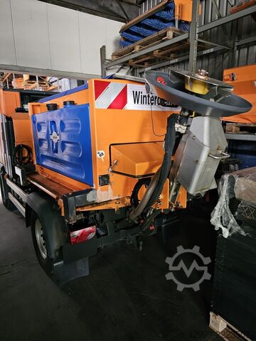 Winter service equipment Multicar M 31