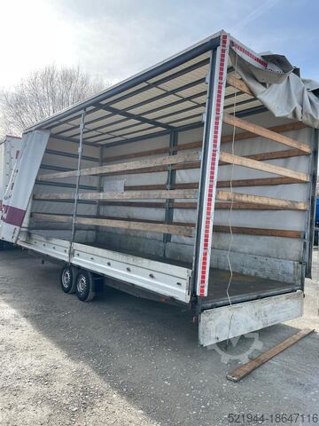 Truck with box body Mercedes-Benz Atego 824 Plane Volumenzug Jumbo