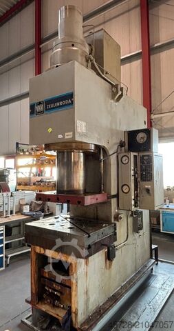 Hydraulische Presse WMW PYE 250 S1M