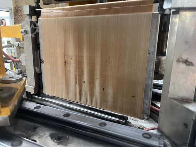 Four-head horizontal welding machine Hollinger MSP-I-280-300 4 headed