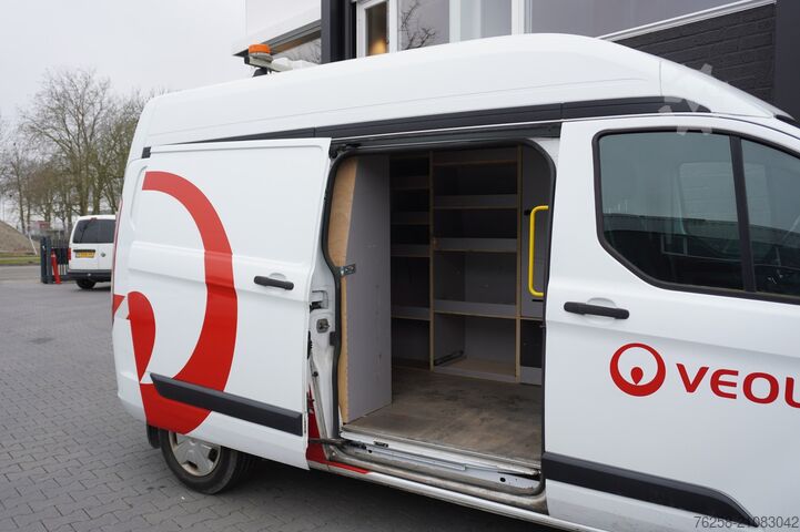 Delivery van Ford Transit Custom 2.0 TDCI 130PK L2H2 EURO 6 - Air...