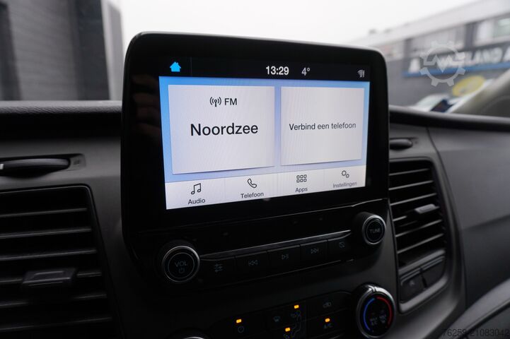 Delivery van Ford Transit Custom 2.0 TDCI 130PK L2H2 EURO 6 - Air...