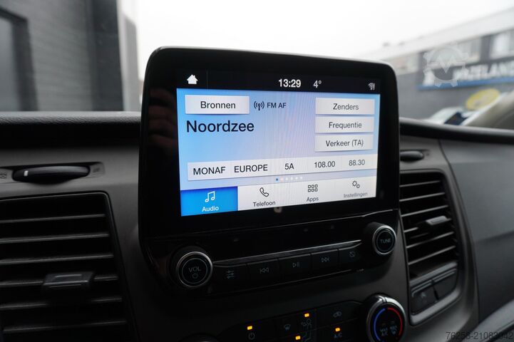 Delivery van Ford Transit Custom 2.0 TDCI 130PK L2H2 EURO 6 - Air...