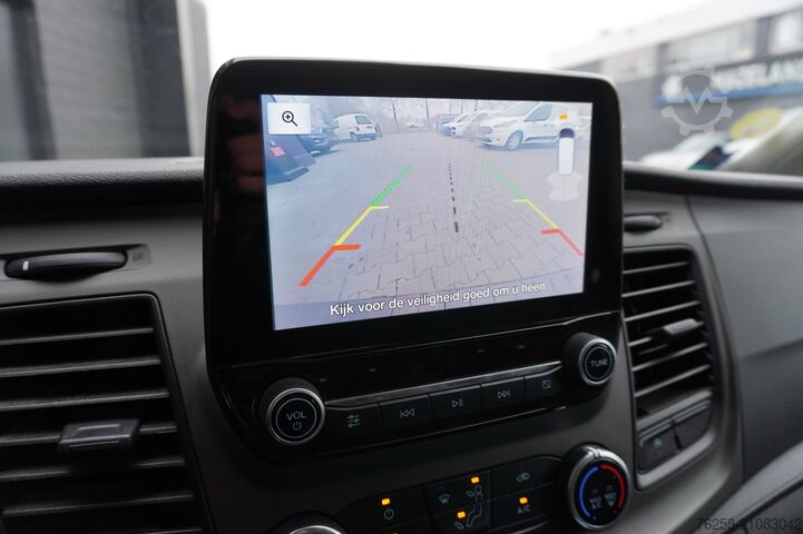 Delivery van Ford Transit Custom 2.0 TDCI 130PK L2H2 EURO 6 - Air...