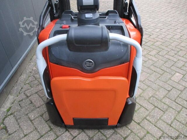 Hochhubwagen BT SPE200L
