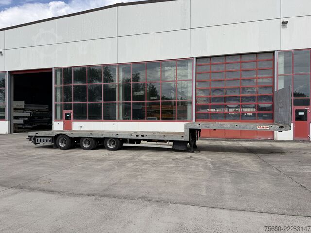 Tieflader-Sattelauflieger Möslein STO 3 Schwebheim  3 Achs Satteltieflader Plato 45 t GGfür Fertigteile, Baumaschinen
