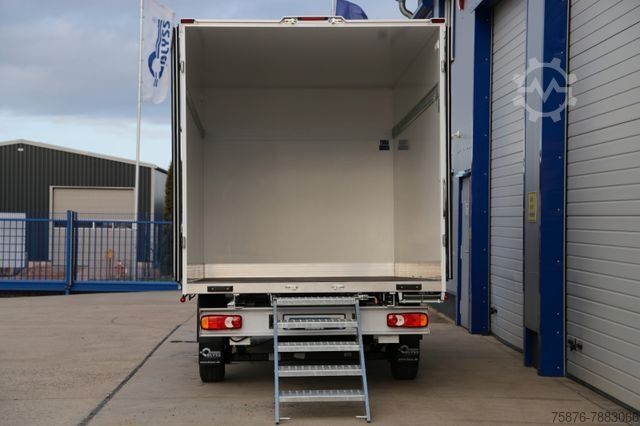 Transporter mit Koffer OPEL Movano Koffer 410 x 210 x 230 cm