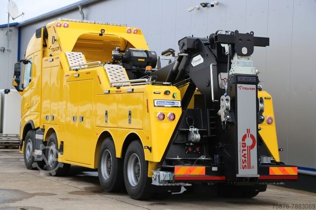 Wrecker VOLVO FH 8x4 500 PS HIGH