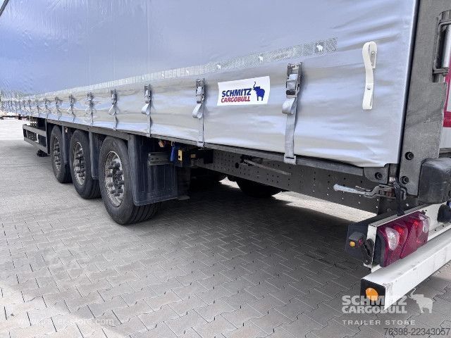 Auflieger mit Pritsche & Plane Schmitz Cargobull Curtainsider Mega