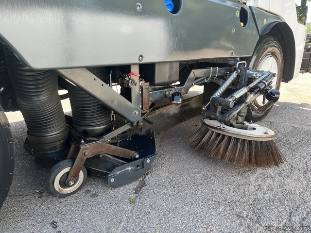 Road sweeper Schmidt Aebi Kehrmaschine Typ 18 / FMH 5500