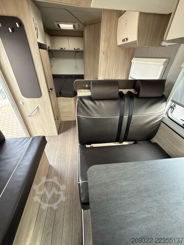 Teilintegriertes Wohnmobil Fiat Ducato Weinsberg Carasuite|  Cambio manuale | Completamente accessoriato