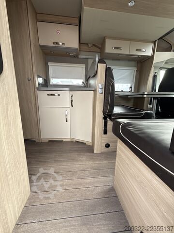 Teilintegriertes Wohnmobil Fiat Ducato Weinsberg Carasuite|  Cambio manuale | Completamente accessoriato