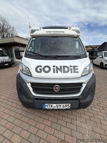Teilintegriertes Wohnmobil Fiat Ducato Weinsberg Carasuite|  Cambio manuale | Completamente accessoriato