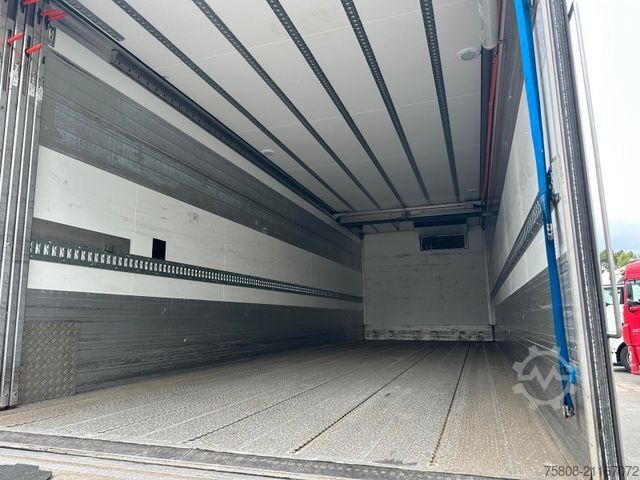 Kühlkoffer-LKW VOLVO FM450 6X2 Kühl Frigoblock LBW 8.10 m Lenk