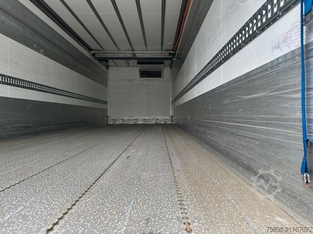 Kühlkoffer-LKW VOLVO FM450 6X2 Kühl Frigoblock LBW 8.10 m Lenk