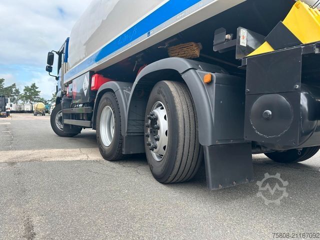 LKW mit Tankaufbau MAN TGM 26.320 Rohr 21.000L Oben/unten Funk Lenk
