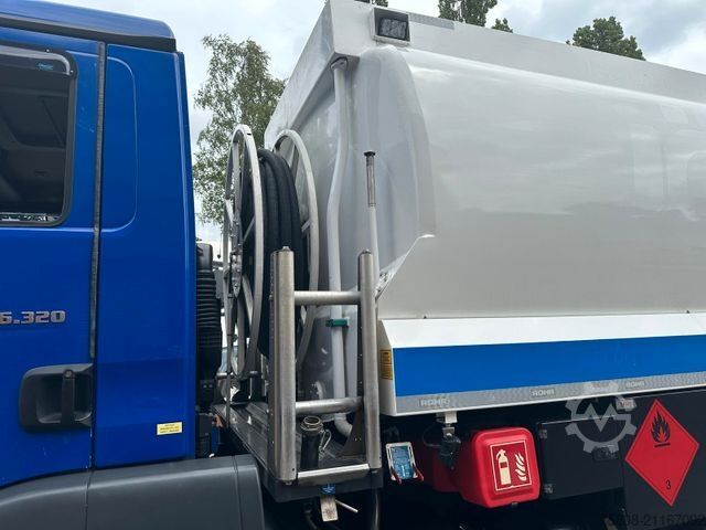 LKW mit Tankaufbau MAN TGM 26.320 Rohr 21.000L Oben/unten Funk Lenk
