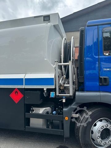 LKW mit Tankaufbau MAN TGM 26.320 Rohr 21.000L Oben/unten Funk Lenk