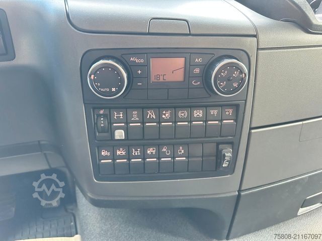 Autokran MAN TGS 26.440 Baustoff Hiab XS177 K Lenk Navi