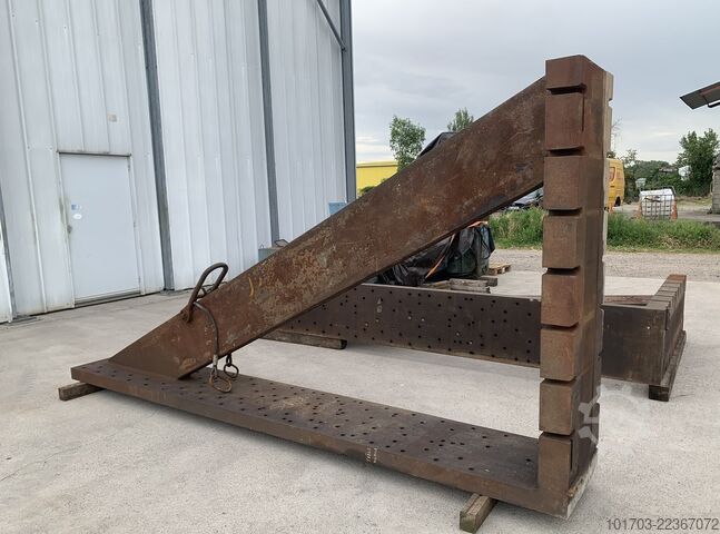 Pair of cast iron angle plates Equerres de bridage en fonte 4000 x 2000 x 575 mm