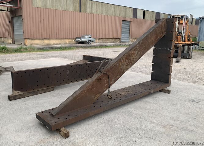 Pair of cast iron angle plates Equerres de bridage en fonte 4000 x 2000 x 575 mm