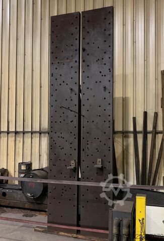 Pair of cast iron angle plates Equerres de bridage en fonte 4000 x 2000 x 575 mm