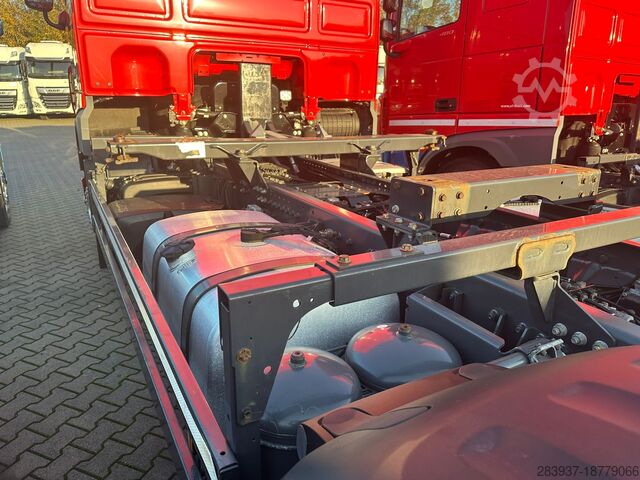 Swap body with platform and tarpaulin DAF XF 480