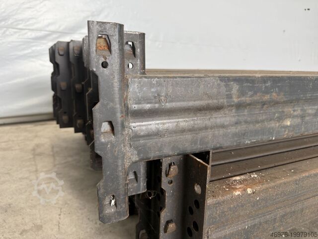 Hochregallager Palettenregaltraverse Meta (Thyssen) / K: 120 x 50 mm lichte Weite: 2.700 mm