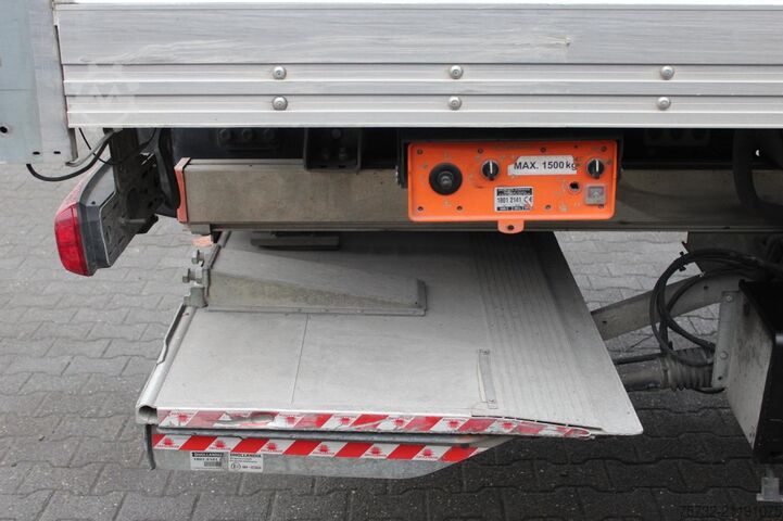 LKW mit Kofferaufbau Mercedes-Benz Antos 1827 E6 Koffer 8,5m LBW S.Tür 199.000 km