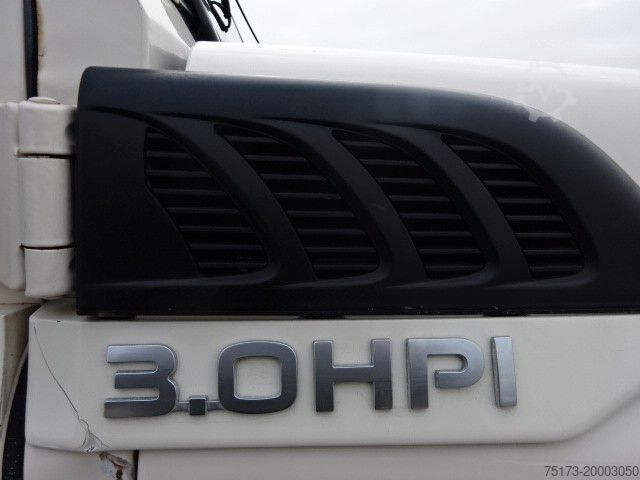 Pick-up van IVECO Massif 145PS 4x4 AHK-luftgebremst