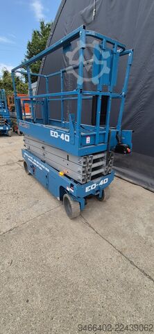 Scherenarbeitsbühne Genie GS 2632