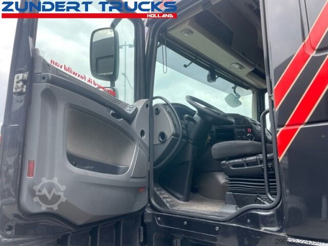 Standard-SZM DAF XF440 SPACECAB