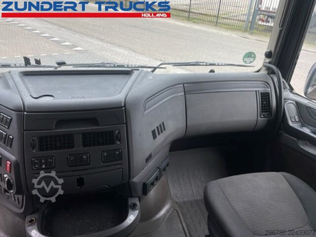 Standard-SZM DAF XF440 SPACECAB