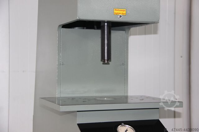 Hydro-pneumatischer Stanze Pressta Eisele HE 10 P